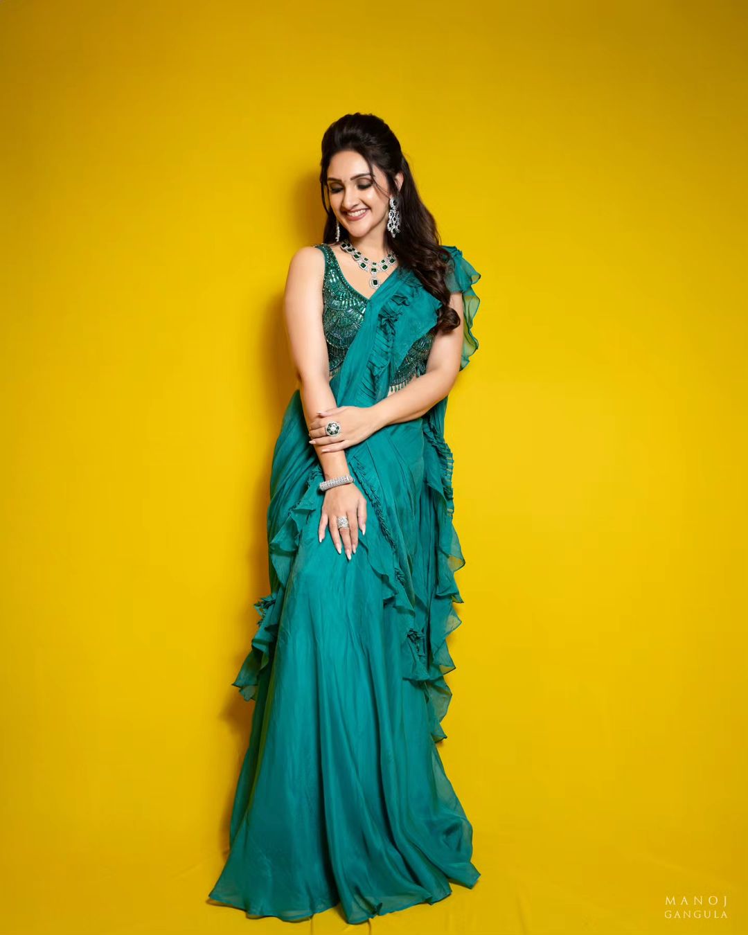 TELUGU TV ACTRESS SRIDEVI VIJAYKUMAR IMAGES IN GREEN SAREE BLOUSE 4